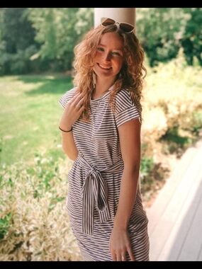 Merokeety Navy and White Striped Tee